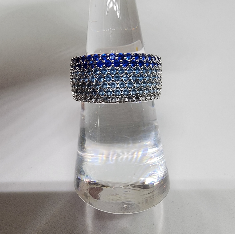 Sapphire Band